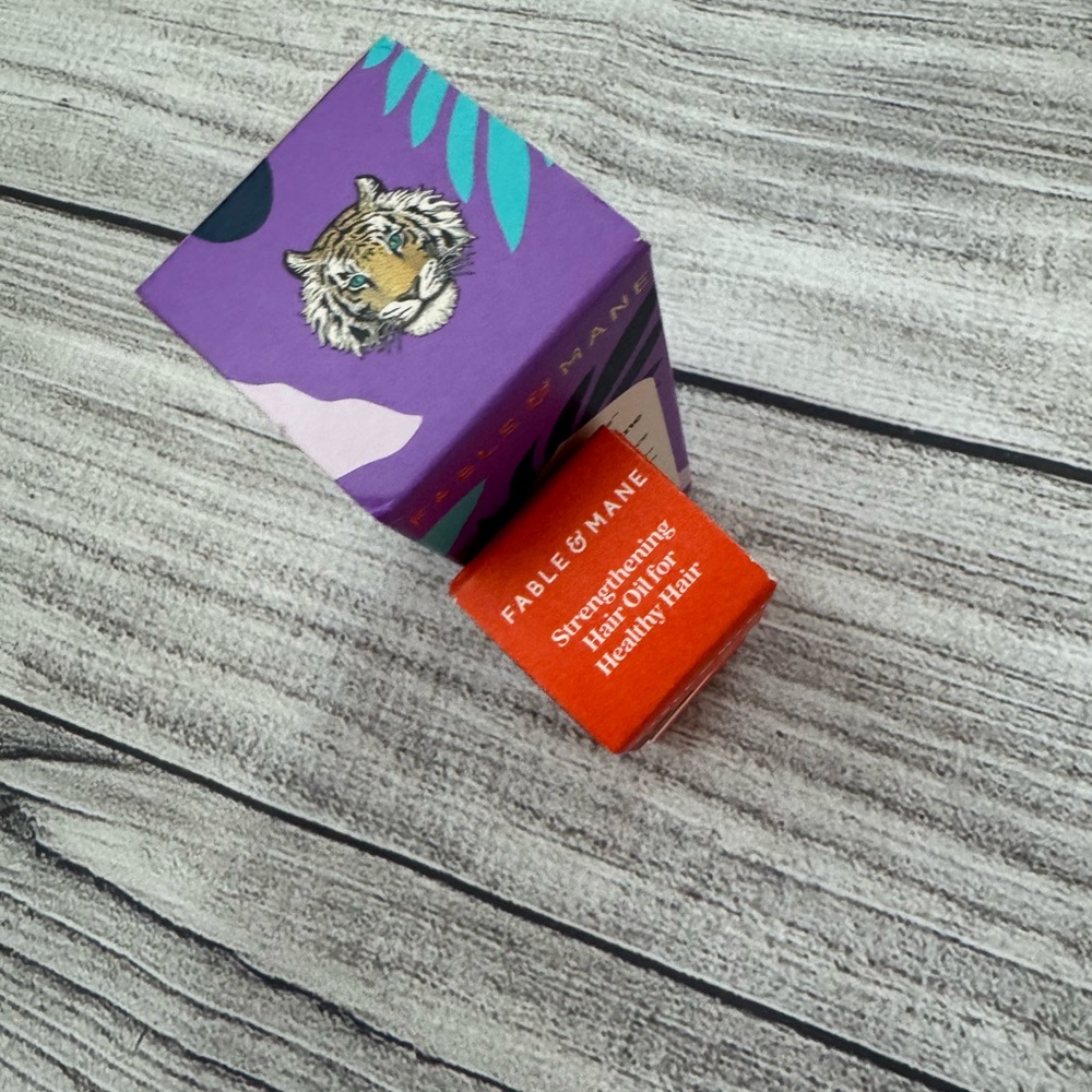 Fable & Mane Hair Oil - Picture 4 of 5